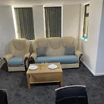 Luxury Inn 1